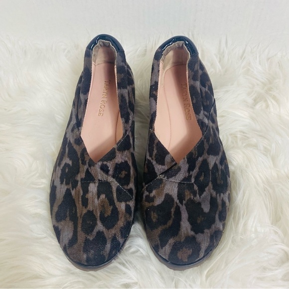 Taryn Rose Womens Animal Print Loafers Size: 5M - Picture 1 of 8